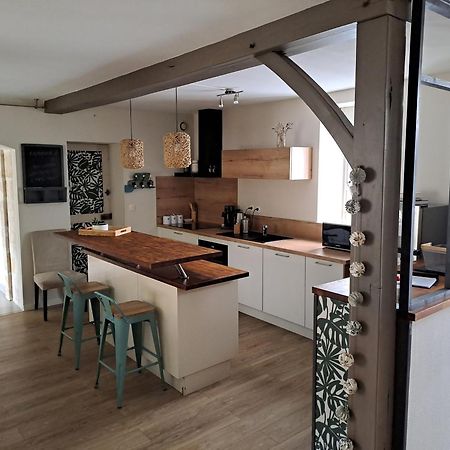 Jolie maison de ville avec un extérieur au calme - Les Dragons de la Chamoiserie NIORT Exterior foto