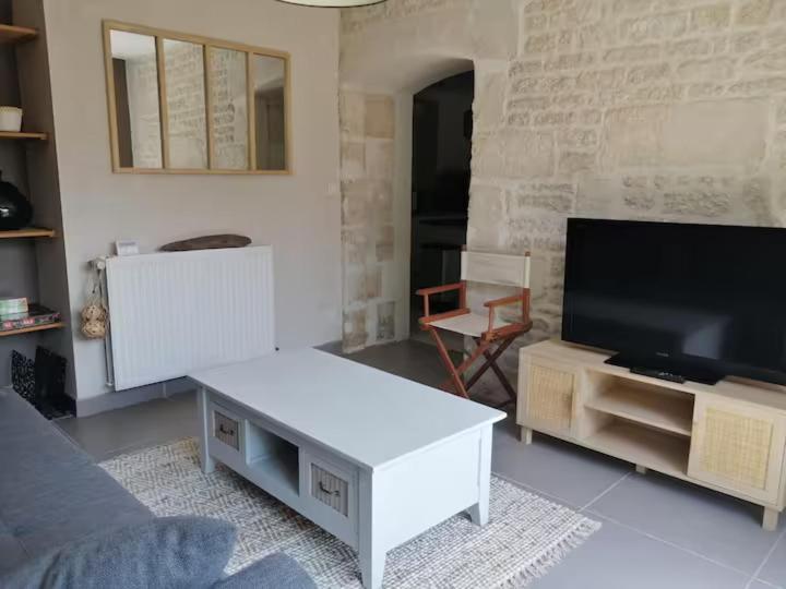 Jolie maison de ville avec un extérieur au calme - Les Dragons de la Chamoiserie NIORT Exterior foto